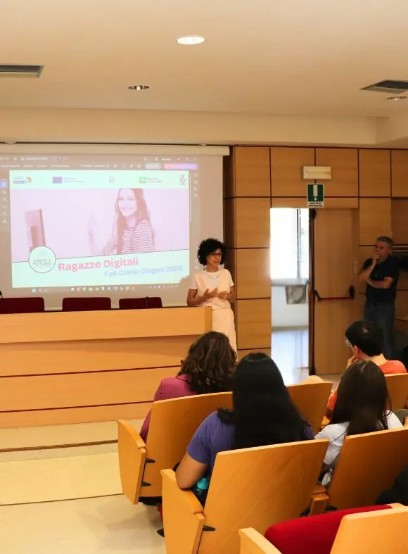 Luisa Lavagnini interviene alla giornata conclusiva di Ragazze Digitali 2026 presso Fondazione UniverMantova.