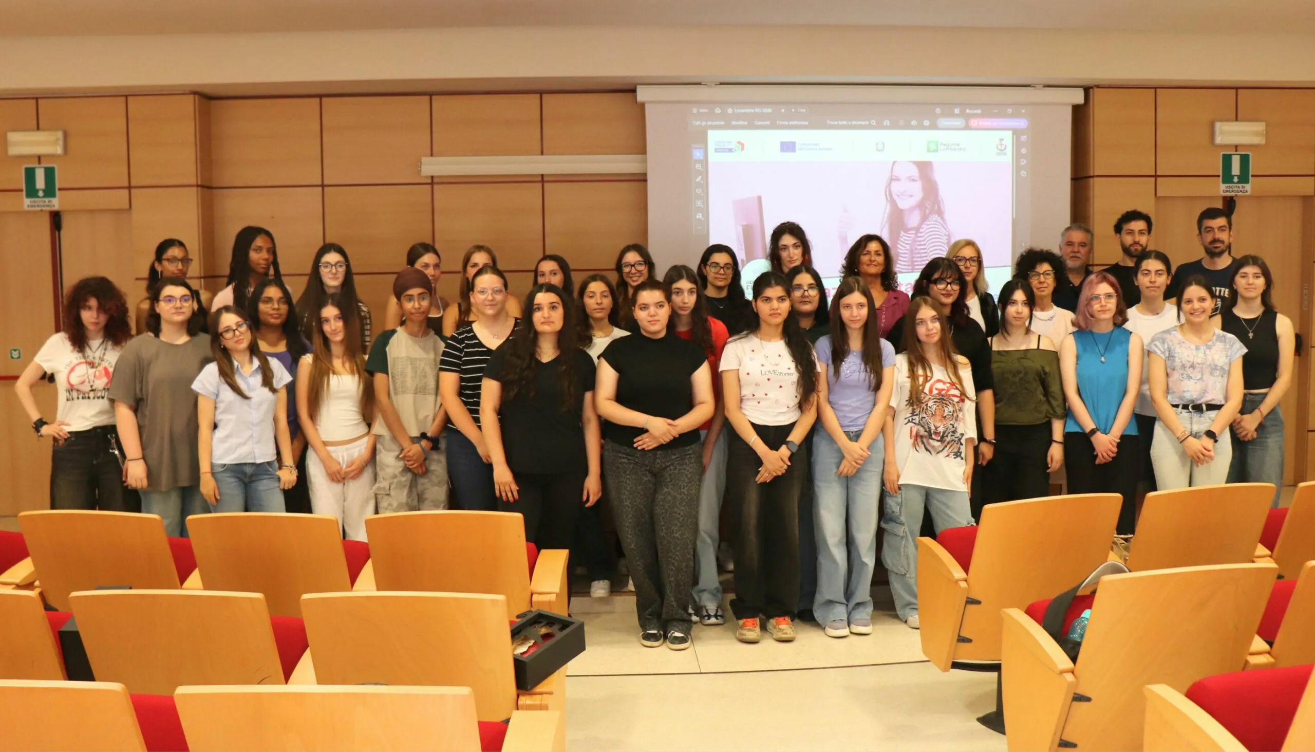 Le partecipanti alla quinta edizione di Ragazze Digitali 2026 al Campus di Fondazione UniverMantova.