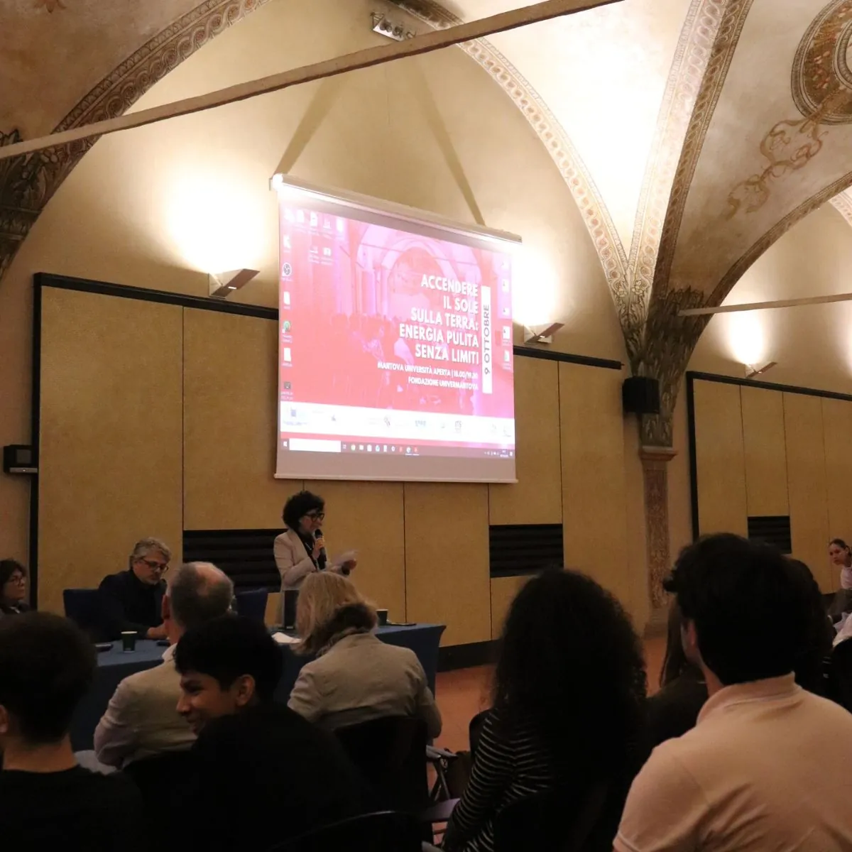 Mantova Università Aperta 9 ottobre Introduzione seminario Mantova Università Aperta 9 ottobre Introduzione seminario